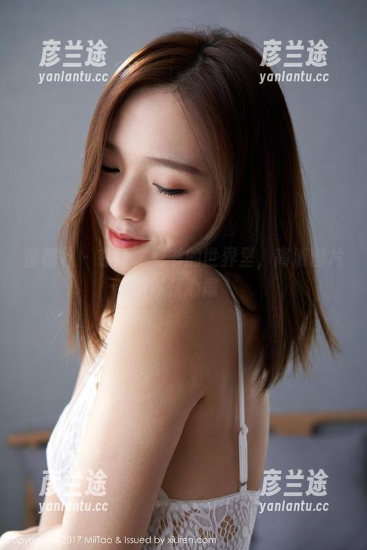 蜜桃社-铃木 蜜桃社 - 在铃木秘书的世界里,高清图片俘获心扉