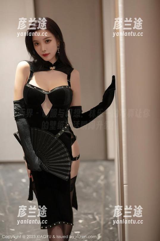 语画界 - 制服与幻想：林乐一的写真让你的壁纸生活瞬间升级！