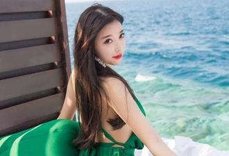 语画界 – 分享王馨瑶yanni的白色图包，光芒四射，帅气到让人眼眶泛泪！