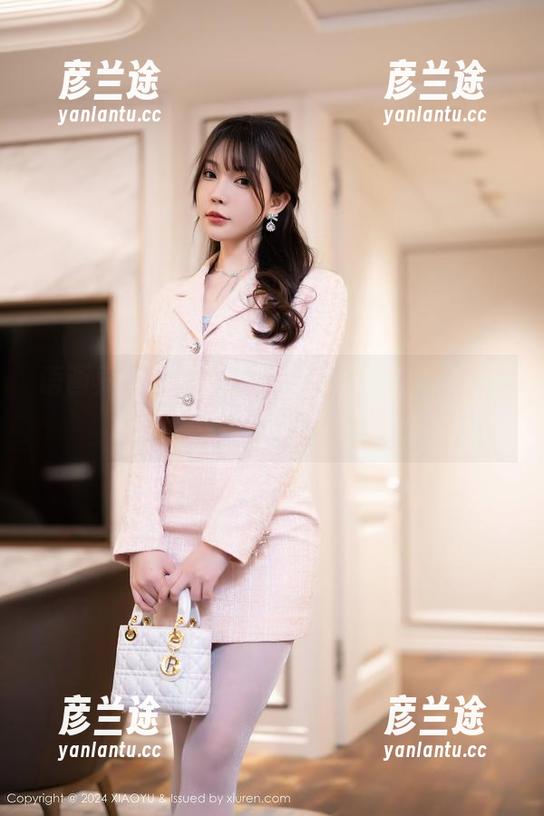 语画界 - 绯月樱_Cherry的学姐作品分享，一场与樱花的迷离邂逅