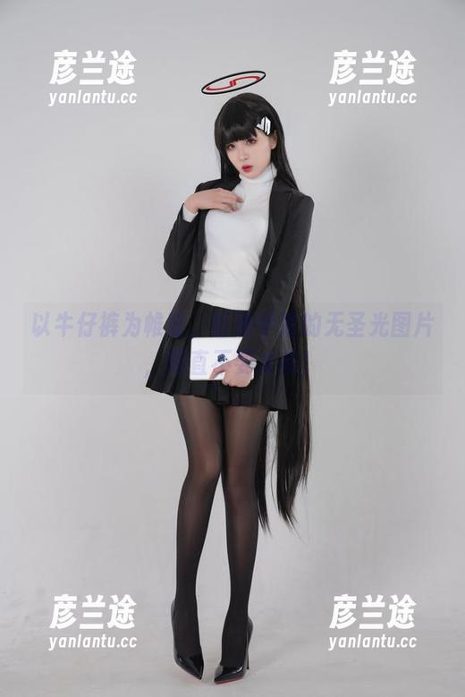 以牛仔裤为帷幕，轩萧学姐的无圣光图片，简直不要太美！