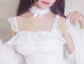 过期米线线喵福利图集里的背带裤，怎么觉得我也想试一试呀！