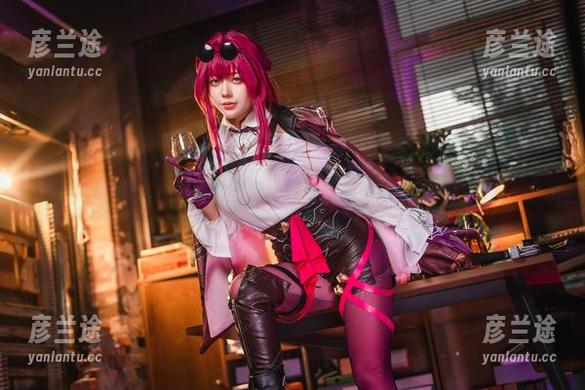 阿九从不咕咕图包：日常里那些意外的美感