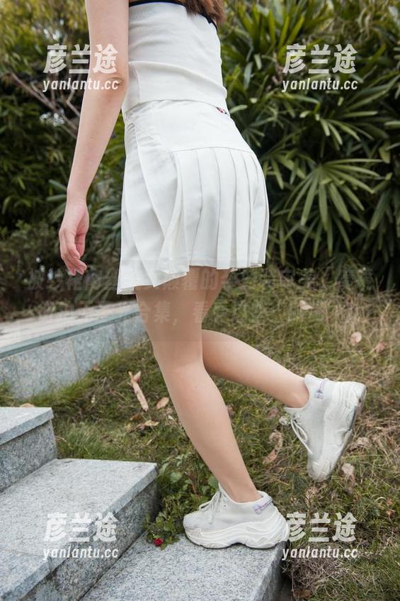 魔镜街拍 被纱裙肉丝美女颠覆的孕妇装审美,魔镜街拍无圣光合集,看看这些“时尚”!